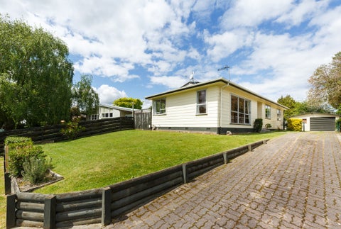 11 Capri Place, Awapuni, Palmerston North