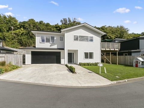 2/16 Kelso Grove, Kelson, Lower Hutt
