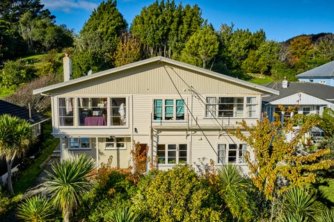 22 Hinau Street, Tawa, Wellington