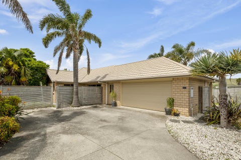 67 Summerland Crescent, Papamoa Beach, Papamoa