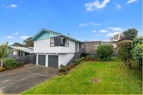 9 Moxham Grove, Massey, Auckland