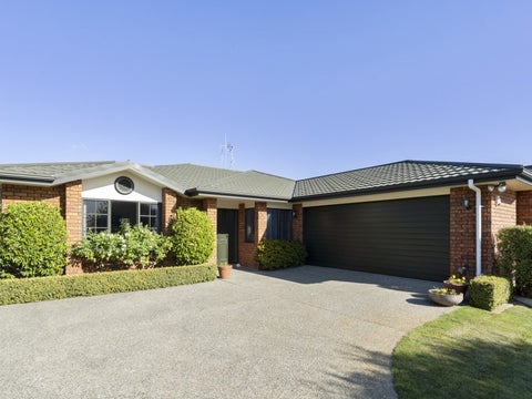 17 Bouvardia Avenue, Milson, Palmerston North