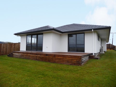 35 Silicon Way, Fitzherbert, Palmerston North
