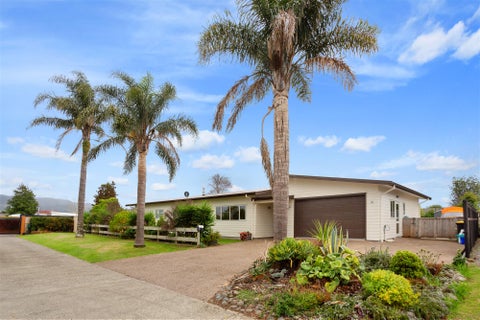 17 Tudor Grove, Whitianga, Whitianga