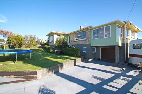 12 Queens Road, Glen Avon, New Plymouth