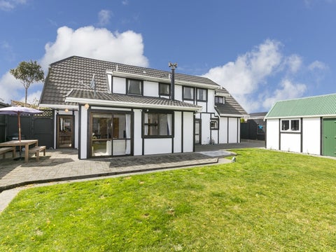 6 Tedder Way, Karori, Wellington