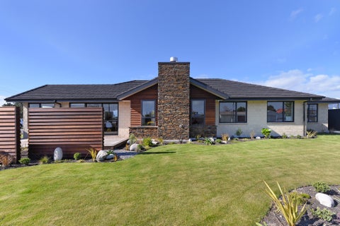 2 Orowaiti RD, WESTPORT, Westport