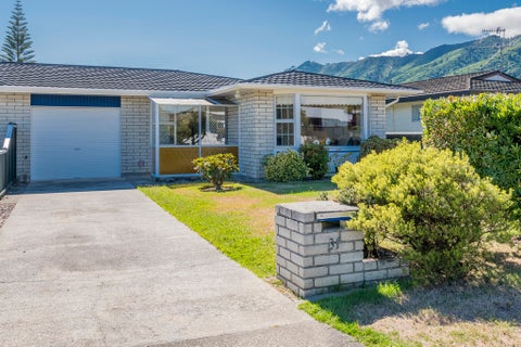 2/31 Kapanui Road, Waikanae, Waikanae