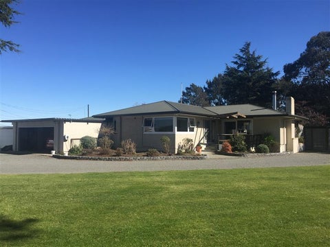 16 Saint Georges Road, Havelock, Havelock North
