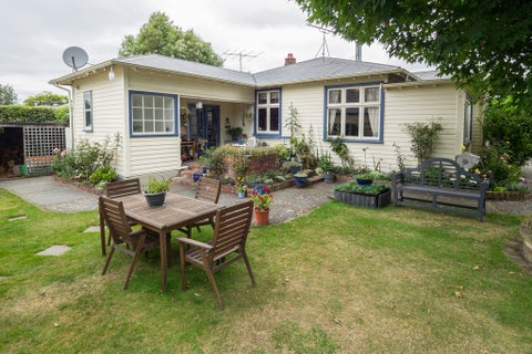 7 Beach Road, Hampstead, Ashburton
