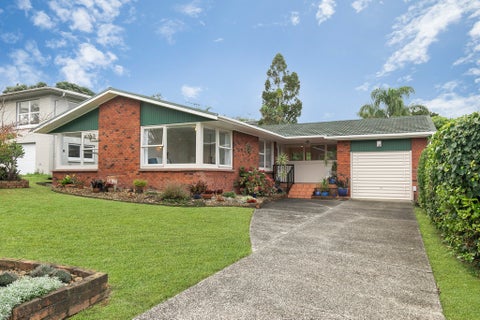 19 Totara Grove, Hillcrest, Auckland