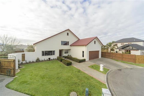 50 Royal Oak Drive, Kelvin Grove, Palmerston North
