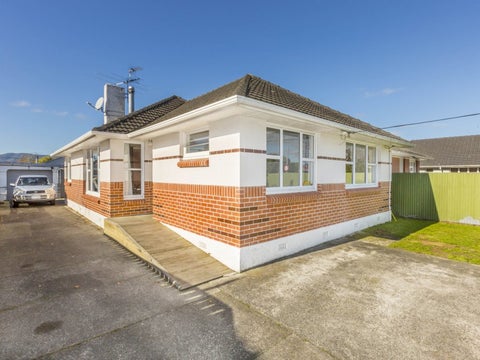 92 Pine Avenue, Ebdentown, Upper Hutt
