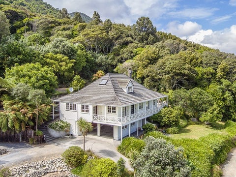 269 Huia Street, Waikanae