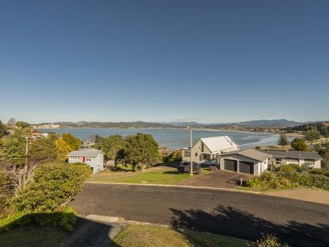 15 Haddon Crescent, Whitianga, Whitianga