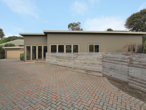 32 Menin Road, Raumati South, Paraparaumu