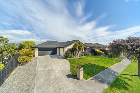 4 Boston Parade, Kelvin Grove, Palmerston North