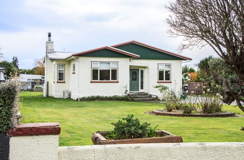 16 York Street, Solway, Masterton