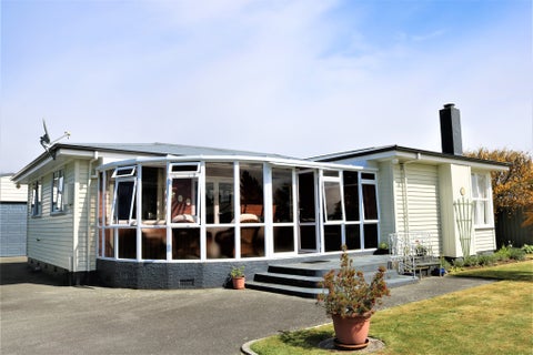 22 Freestone Place, Manapouri, Manapouri