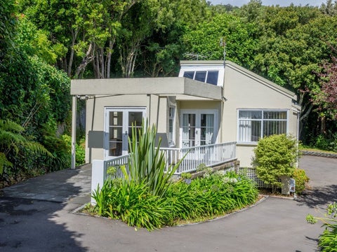 1 Tui Crescent, Waikanae