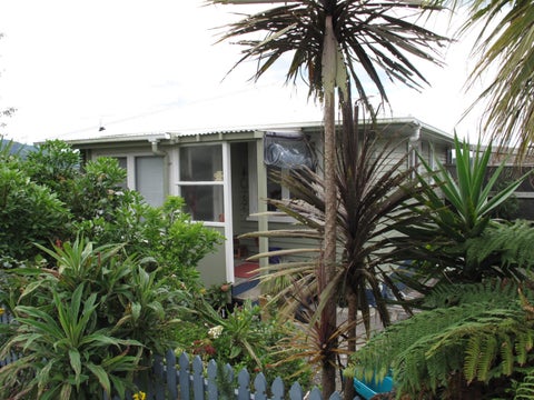 19 Manukau Road, Raglan
