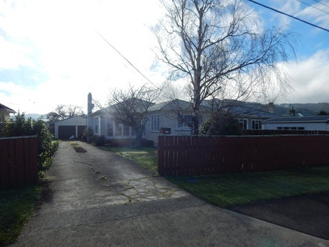 16 Hay Street, Wainuiomata, Lower Hutt