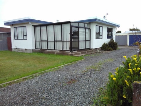 27 Gladstone Road, Woodend, Woodend