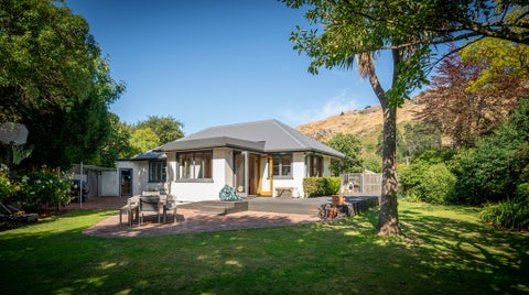 19 Whitfield Street, Sumner, Christchurch