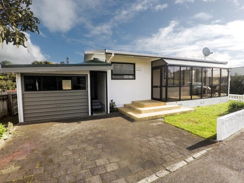 10 Stuart Place, Blagdon, New Plymouth