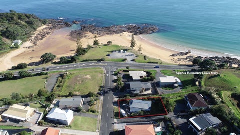 16 Stratford Drive, Cable Bay, Cable Bay