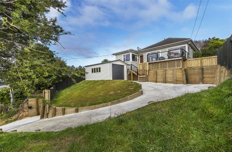9 The Drive, Tawa, Wellington