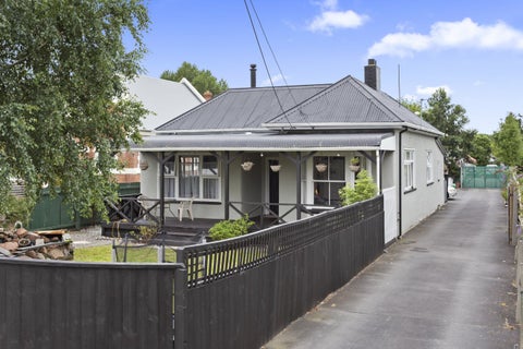 84 Main North Road, Woodend, Woodend