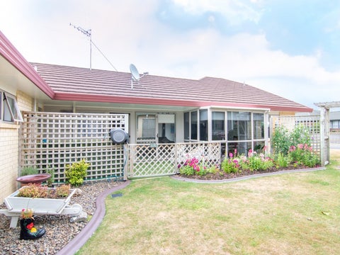 1 Foxtail Fern, Kelvin Grove, Palmerston North