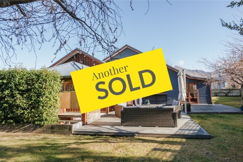 12 Glenfinnon Place, Wanaka