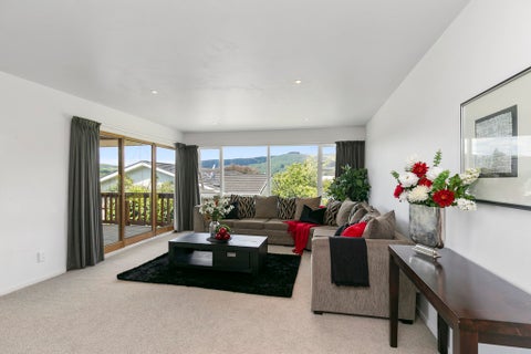 26 Sunrise Blvd, Tawa, Wellington