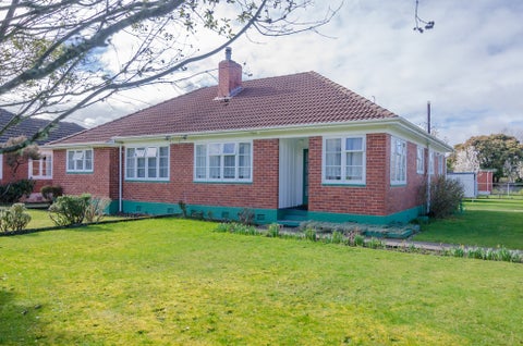 52/50 College Street, Masterton