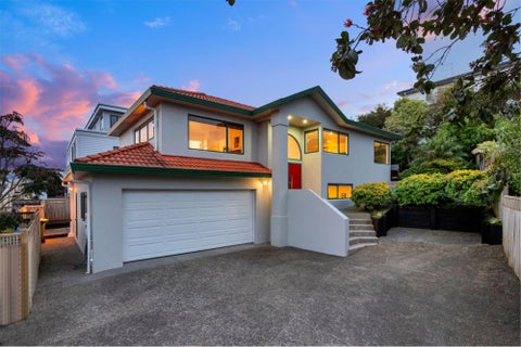 2/8 Carrigans Close, Pinehill, Auckland