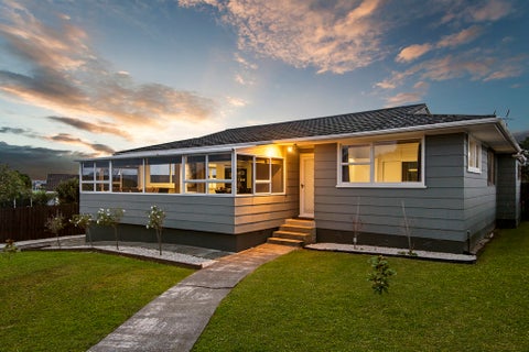 11 Harmel Road, Glendene, Auckland