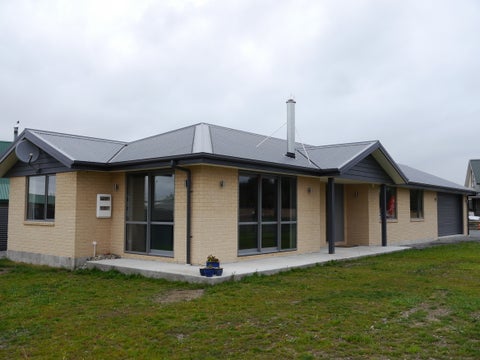 8 Irishman Drive, Twizel