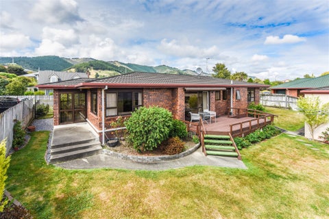 14 Middlebank Drive, Richmond