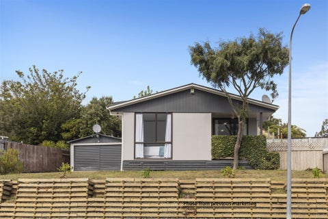 2 McManaway Grove, Stokes Valley, Lower Hutt