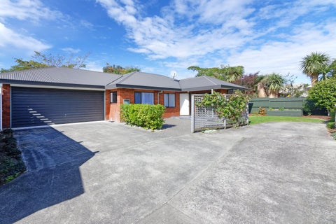 2/16 Jellicoe Avenue, Stoke, Nelson