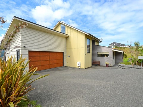 1 Meadowbank Drive, Belmont, Lower Hutt