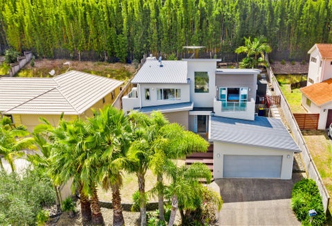 6 Fernbank Lane, Greenhithe, Auckland