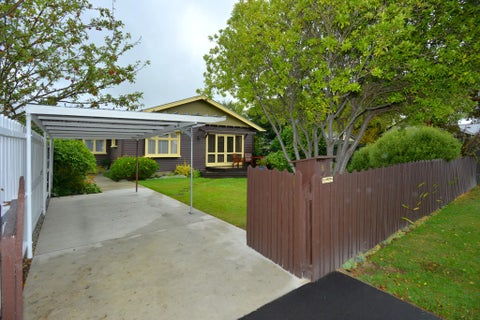 8 Dunn Street, Somerfield, Christchurch