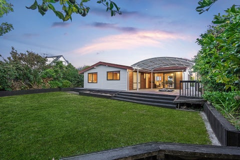 31 Sunningdale Street, Wattle Downs, Auckland