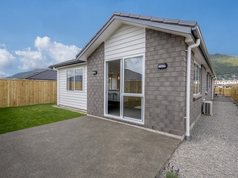 15 Pohe Street, Waikanae