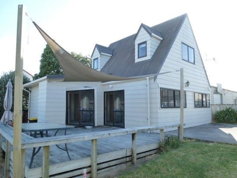122B Lincoln Road, Whangamata