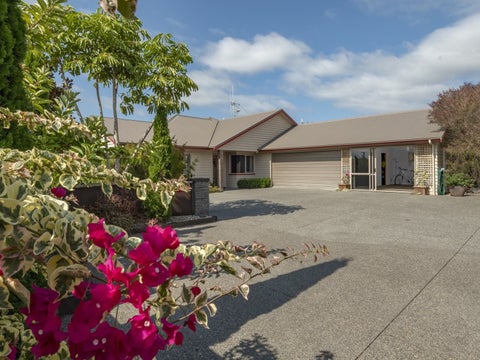 4 Haden Place, Omokoroa, Omokoroa