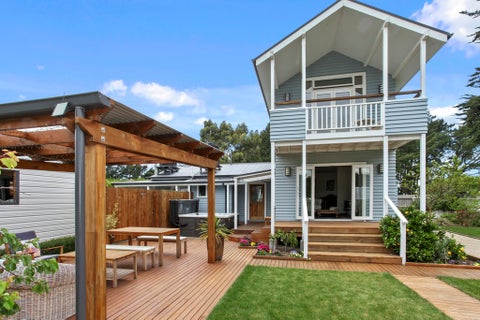 2 South Crescent, Amberley, Amberley